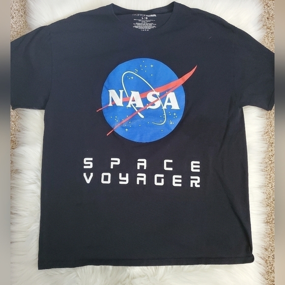 Fashion Nova NASA Tee - large - Picture 3 of 8
